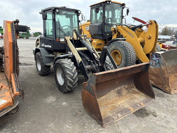 2005-ingersoll-rand-wl350-image-1