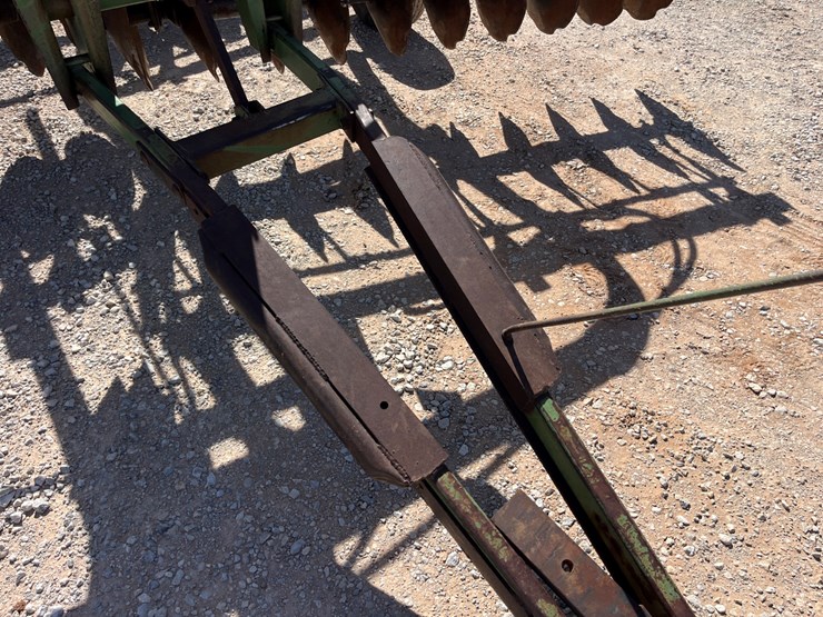 john-deere-210-image-5