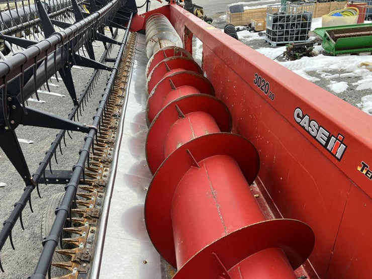 2011-case-ih-3020-image-4