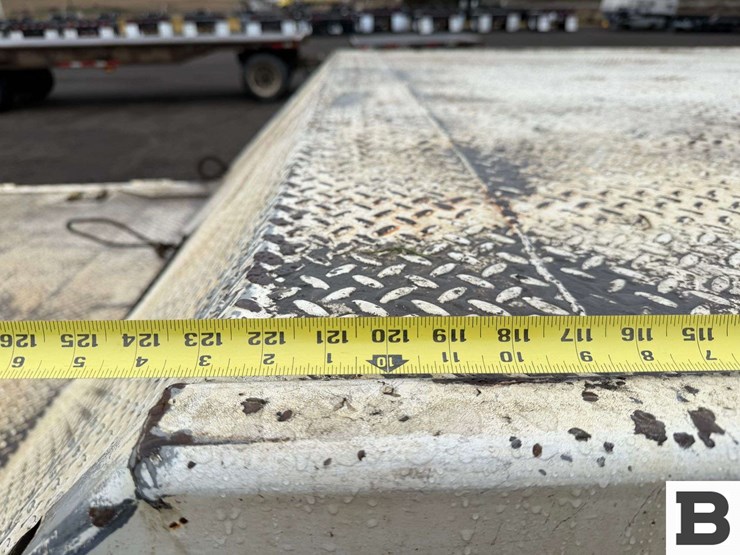 1981-haull-flatbed-equipment-trailer-image-30