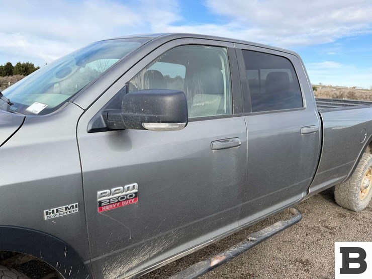 2012-dodge-2500-image-9