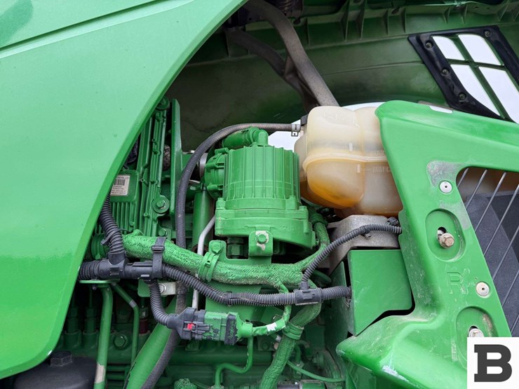 2014-john-deere-8310rt-image-55