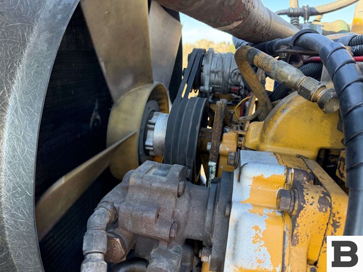 1986-freightliner-flc112-image-39