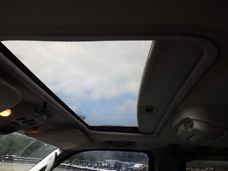 2004-ford-f350-image-27