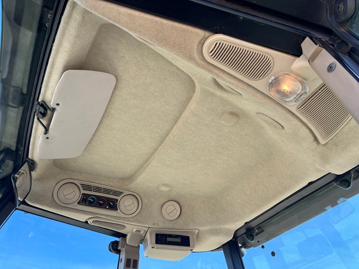 2006-john-deere-5525-image-14