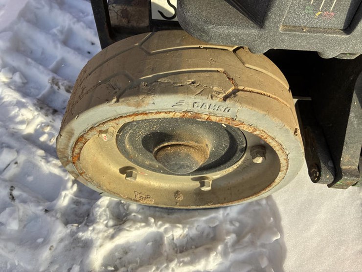 2007-jlg-1930es-image-17