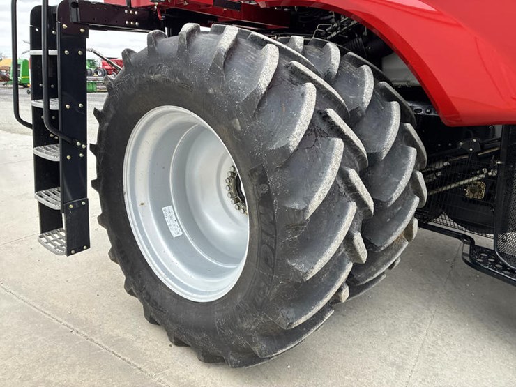 2024-case-ih-8250-image-35