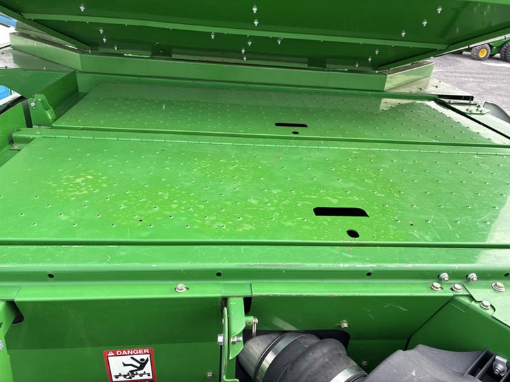 2013-john-deere-s690-image-88
