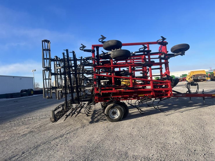 case-ih-200-image-10