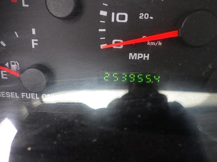 2004-ford-f350-image-22