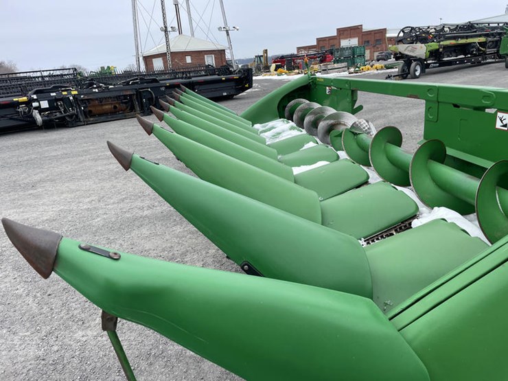 2012-john-deere-608c-image-18