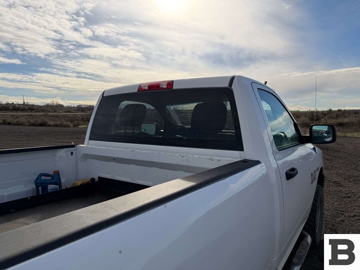 2013-dodge-2500-image-21