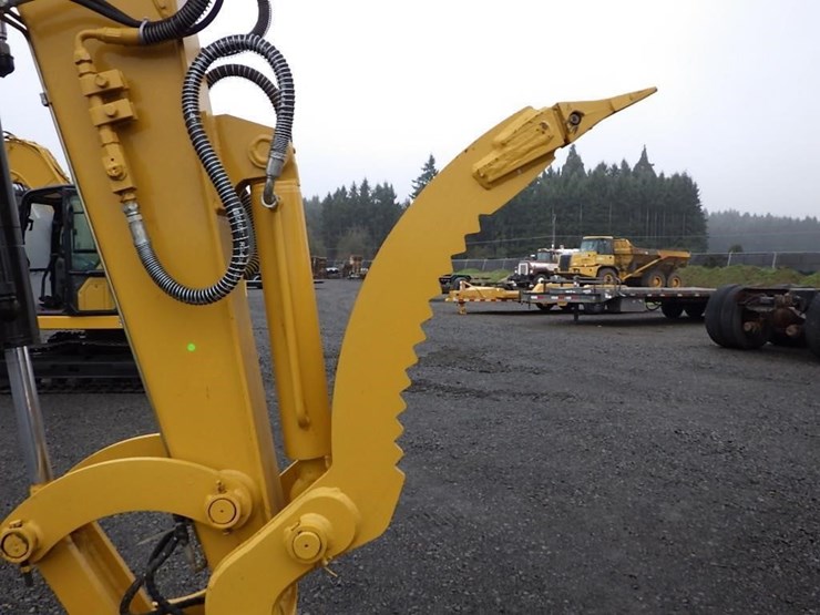 caterpillar-305.5-image-19