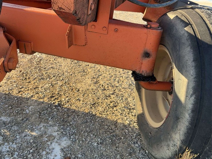 hopper-wagon-w-auger-image-20