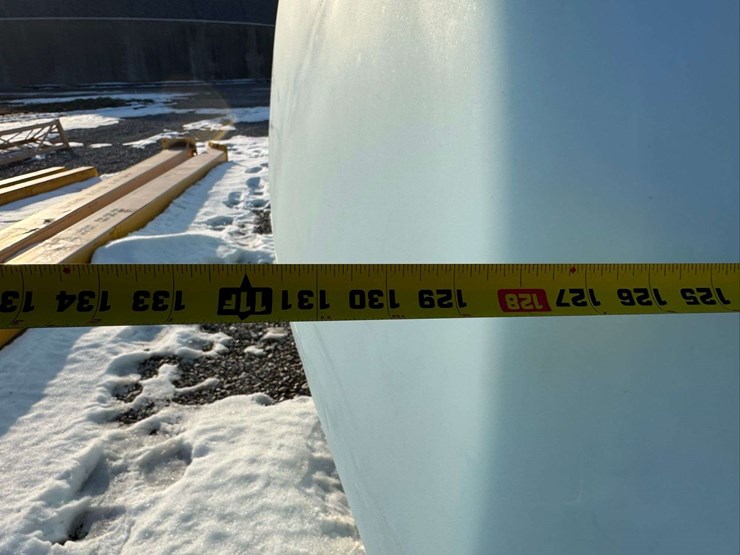 2610-gallon-center-drain-tank-poly-tank-image-10