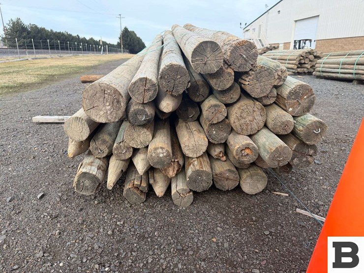 ..-wooden-posts-image-7