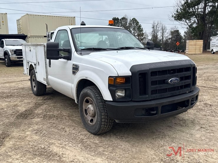 2008-ford-f350-image-1