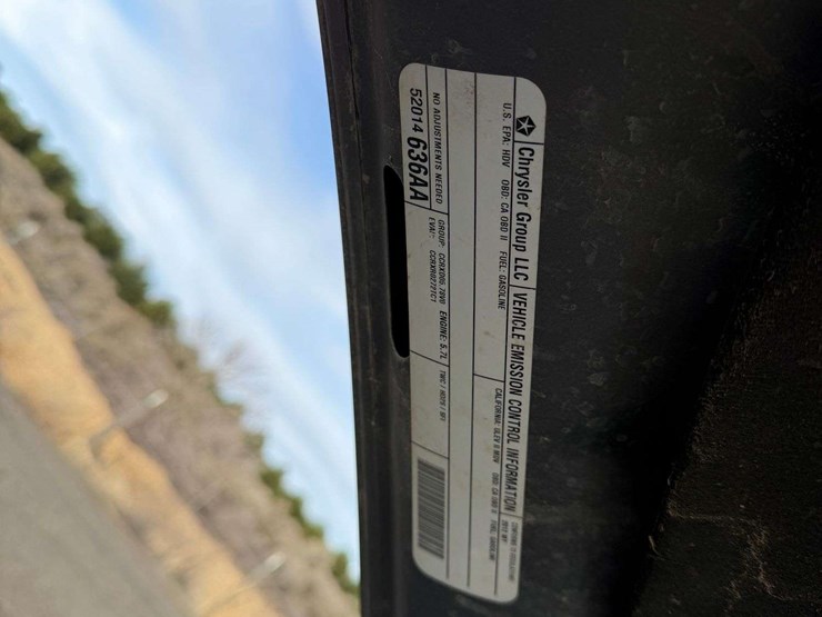 2012-dodge-2500-image-40