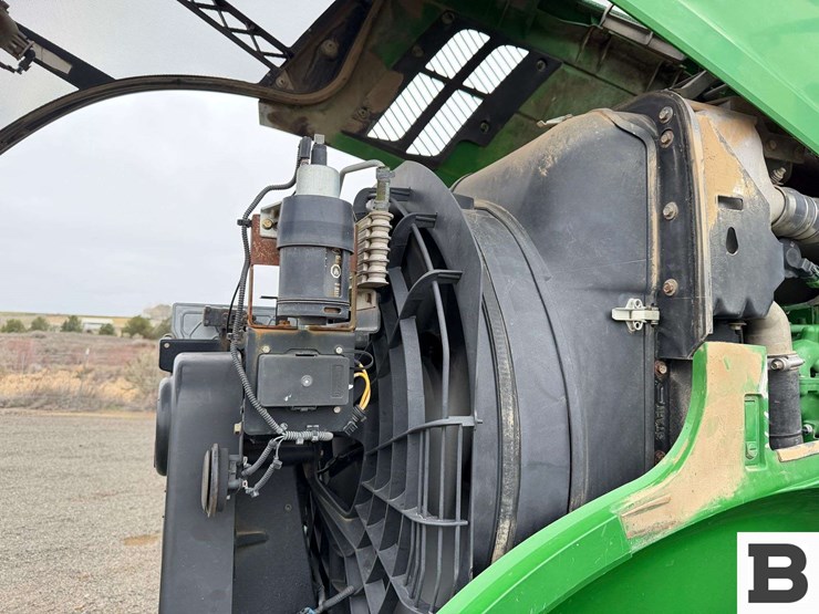 2012-john-deere-7260r-image-55