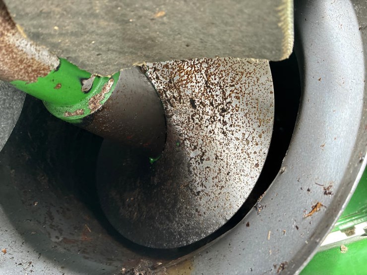 2013-john-deere-s690-image-79