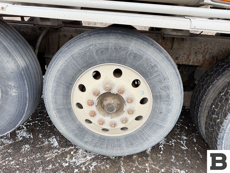 1998-kenworth-t800-image-22