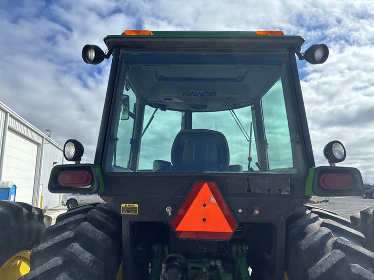 1984-john-deere-4450-image-21