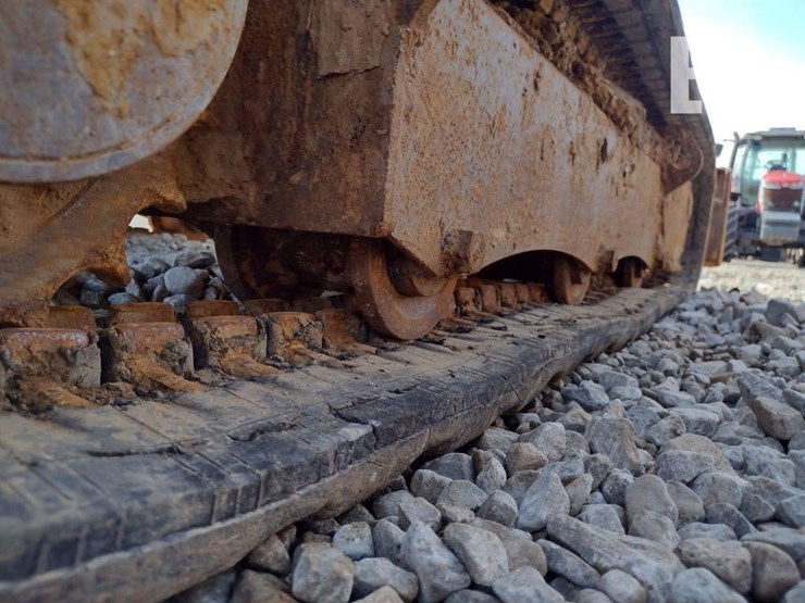 2018-bobcat-e32i-image-37