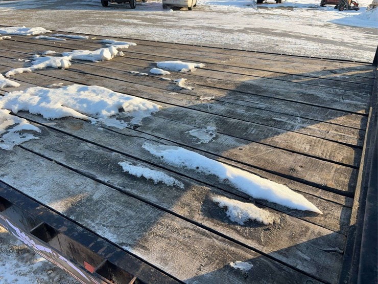 24'-rainbow-gooseneck-trailer-image-22