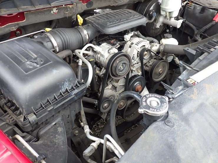 2011-dodge-1500-image-13