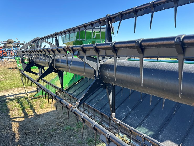 john-deere-630d-image-38