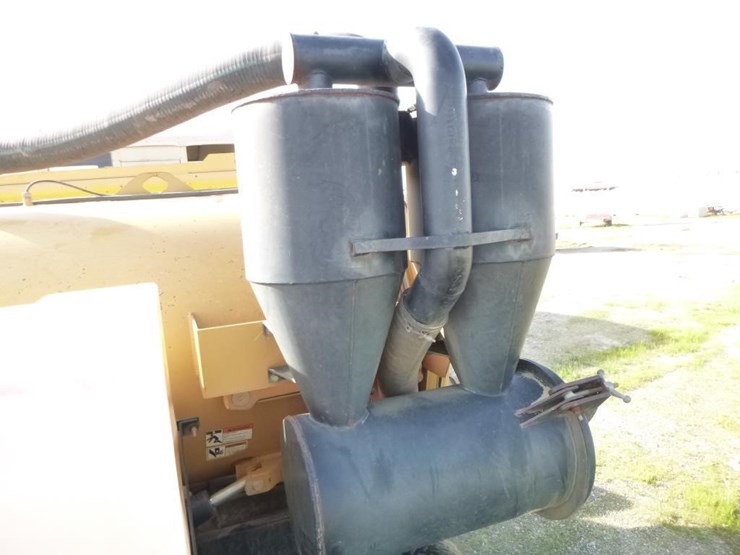 2013-vermeer-v500-image-15