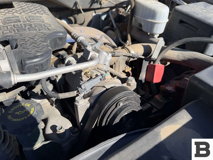 2003-gmc-2500-image-46