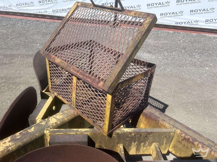 hydraulic-fire-plow-attachment-image-7