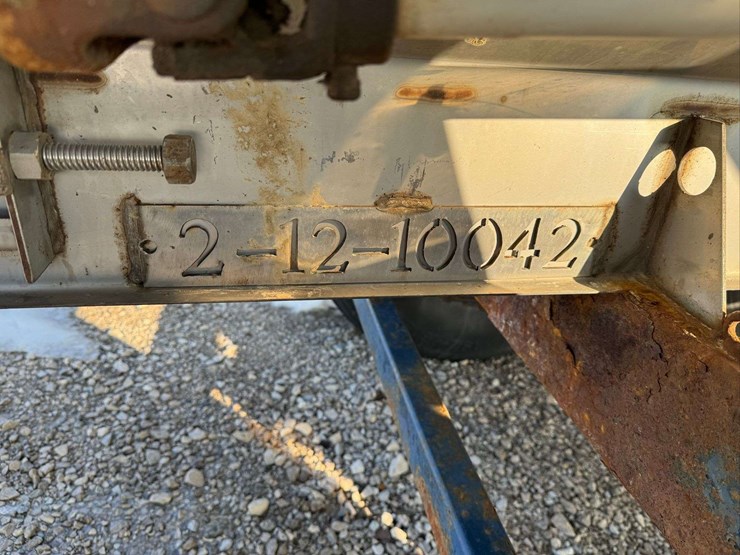 nc-8000.-pull-type-fertilizer-spreader.-8-ton-image-33