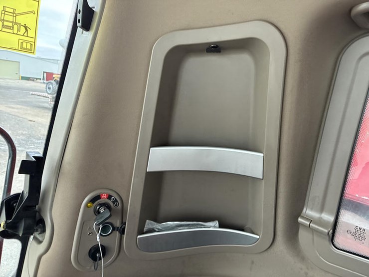 2024-case-ih-8250-image-104