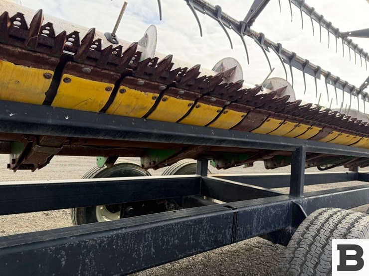 2009-john-deere-635f-image-36