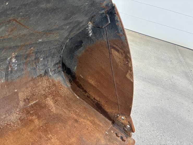 2021-caterpillar-926m-image-16