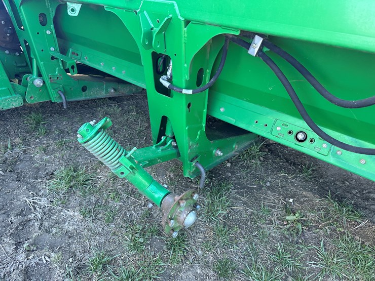 john-deere-630d-image-8