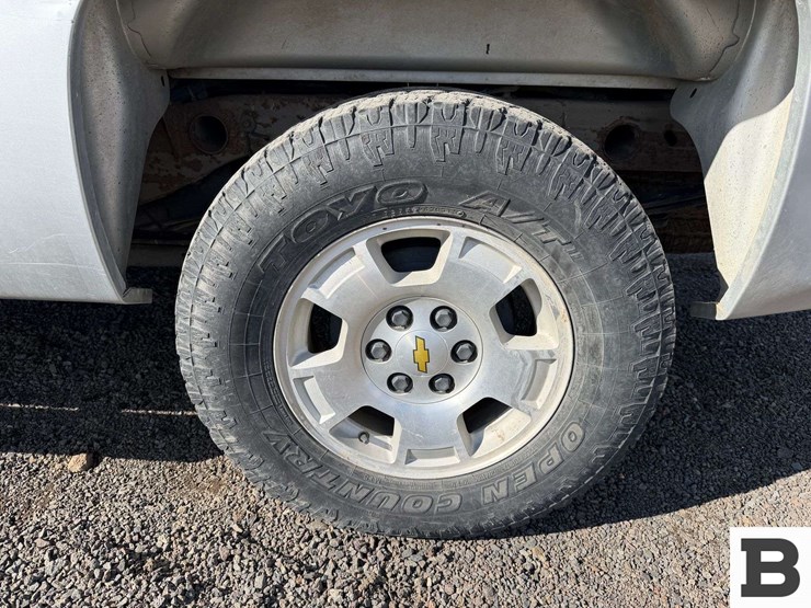 2013-chevrolet-silverado-1500-image-15