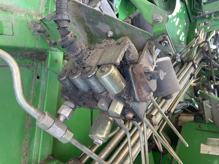 1990-john-deere-9400-image-54