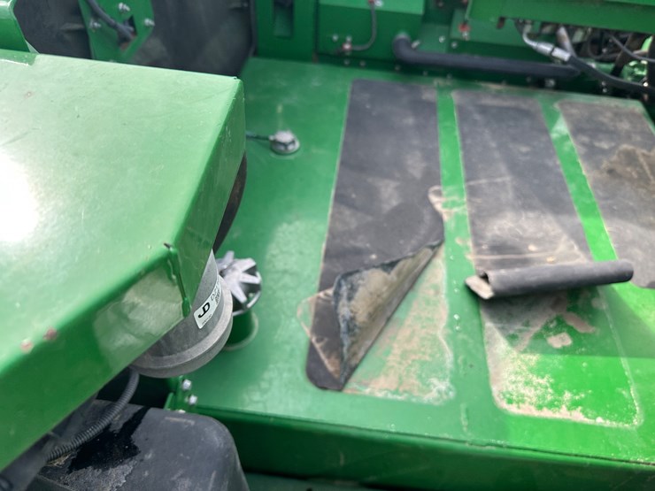 2020-john-deere-s770-image-75