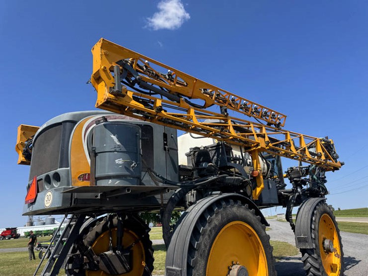 2011-hagie-sts10-image-19