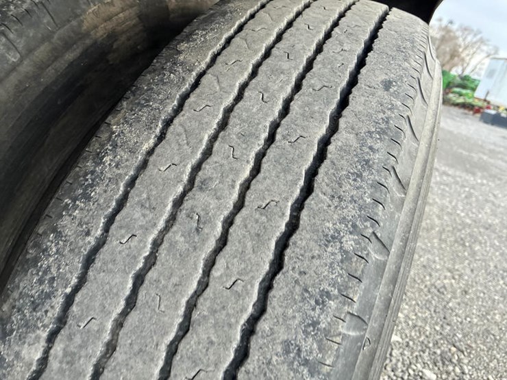 2021-timpte-hopper-bottom-image-33