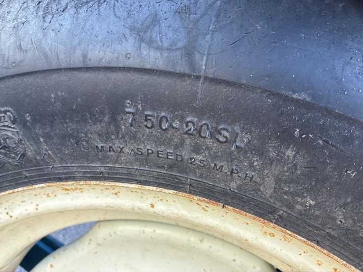 2010-kinze-3600-image-18