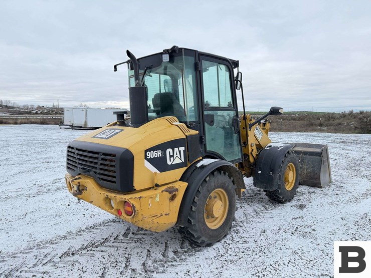 2013-caterpillar-906-image-6