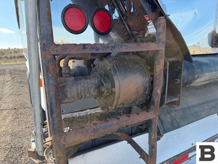 2015-valley-trailer-image-33