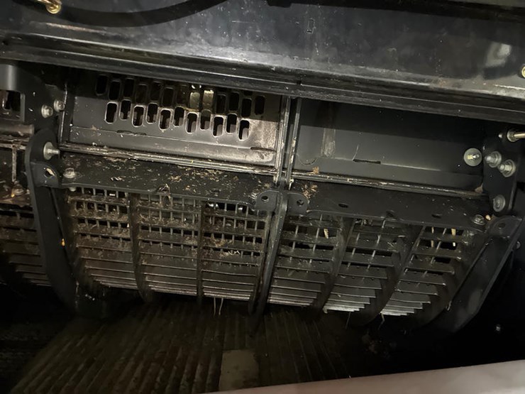 2012-case-ih-7230-image-71