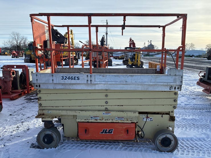 jlg-3246es-image-3