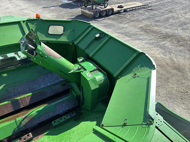 2013-john-deere-s670-image-91