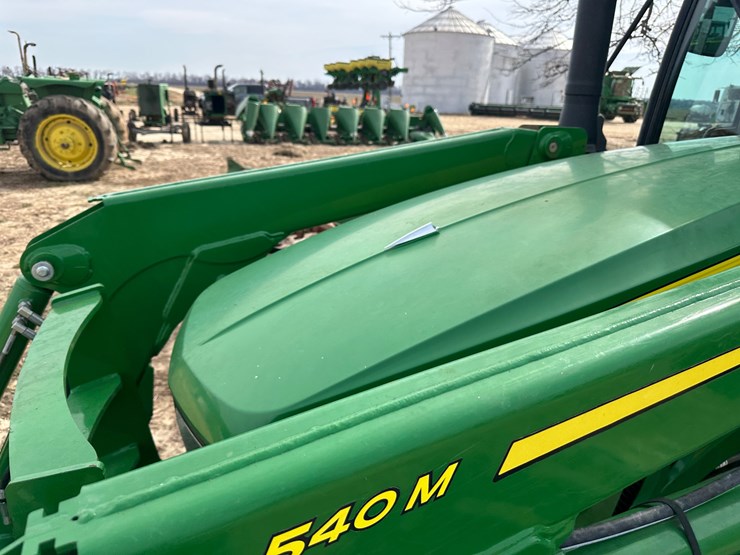 2011-john-deere-5090m-image-29